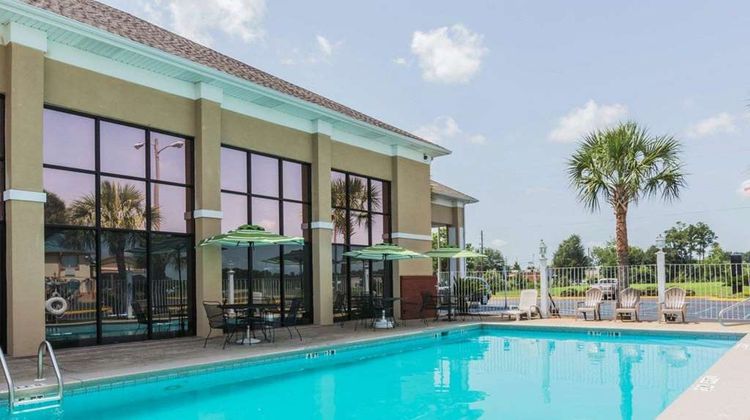 Quality Inn Montgomery Pool