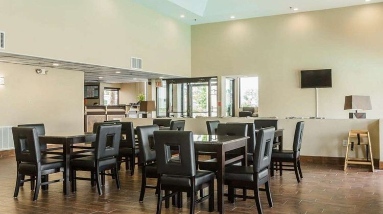 Quality Inn Montgomery Restaurant
