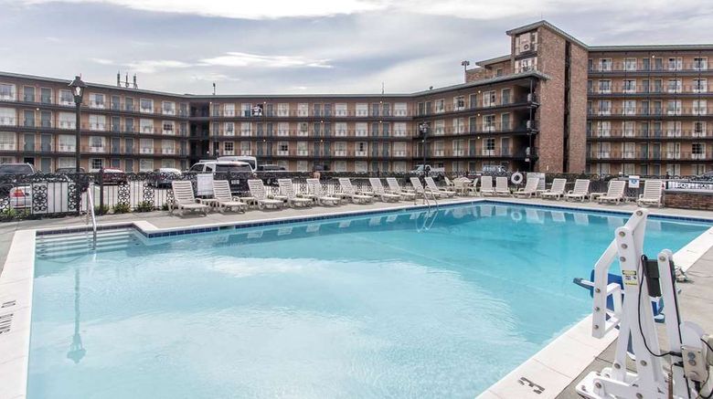 <b>Quality Inn Downtown Historic District Pool</b>. Images powered by <a href="https://iceportal.shijigroup.com/" title="IcePortal" target="_blank">IcePortal</a>.
