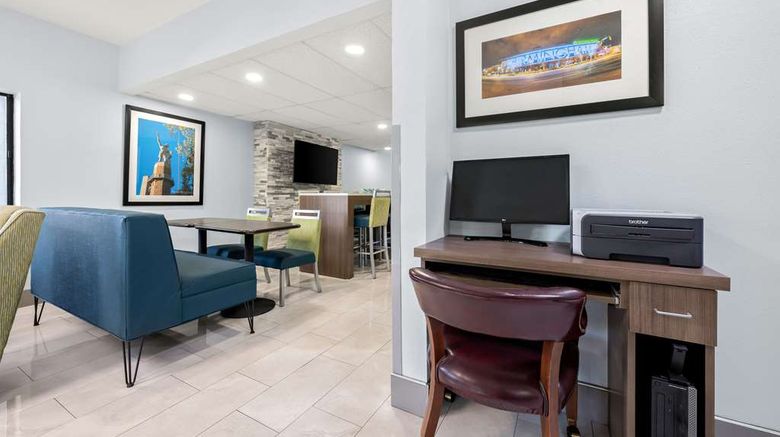 <b>Quality Inn Other</b>. Images powered by <a href="https://iceportal.shijigroup.com/" title="IcePortal" target="_blank">IcePortal</a>.