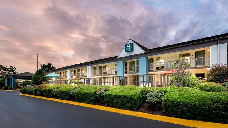 <b>Quality Inn Exterior</b>. Images powered by <a href="https://iceportal.shijigroup.com/" title="IcePortal" target="_blank">IcePortal</a>.