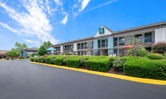 Quality Inn Exterior