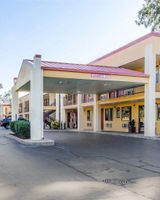 Econo Lodge Lanett