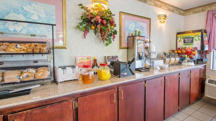 Econo Lodge Troy Restaurant