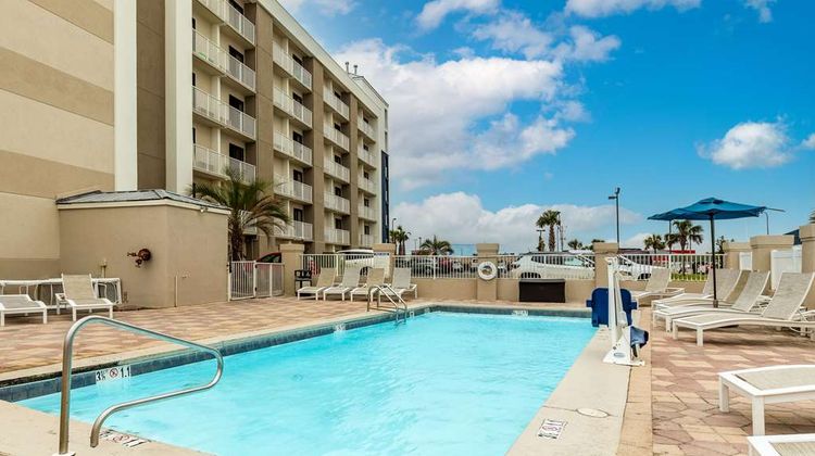 Sleep Inn on the Beach Pool