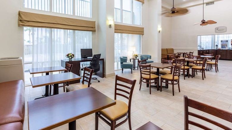 <b>Sleep Inn on the Beach Restaurant</b>. Images powered by <a href="https://iceportal.shijigroup.com/" title="IcePortal" target="_blank">IcePortal</a>.