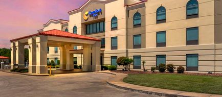 Comfort Inn Exterior