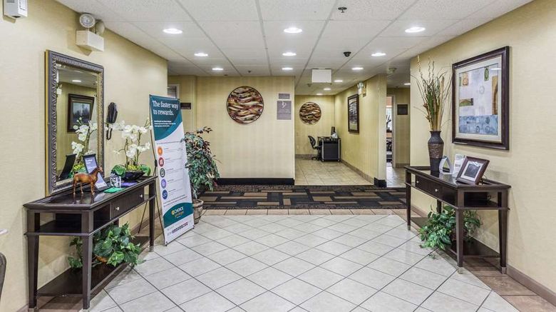 <b>Comfort Inn Lobby</b>. Images powered by <a href="https://iceportal.shijigroup.com/" title="IcePortal" target="_blank">IcePortal</a>.