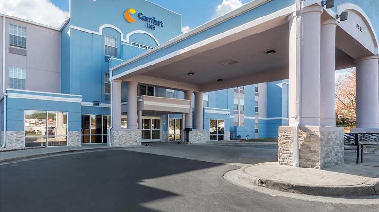 <b>Comfort Inn Exterior</b>. Images powered by <a href="https://iceportal.shijigroup.com/" title="IcePortal" target="_blank">IcePortal</a>.