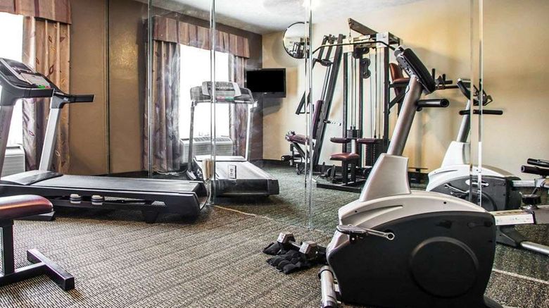 <b>Quality Inn Florence East Health</b>. Images powered by <a href="https://iceportal.shijigroup.com/" title="IcePortal" target="_blank">IcePortal</a>.