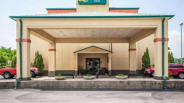 <b>Quality Inn Florence East Exterior</b>. Images powered by <a href="https://iceportal.shijigroup.com/" title="IcePortal" target="_blank">IcePortal</a>.