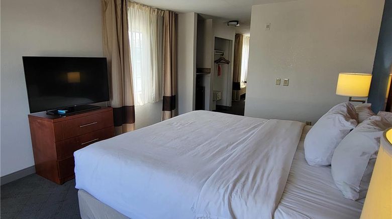 <b>Comfort Inn Bessemer Suite</b>. Images powered by <a href="https://iceportal.shijigroup.com/" title="IcePortal" target="_blank">IcePortal</a>.