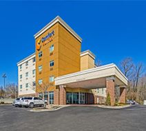 Comfort Suites Exterior