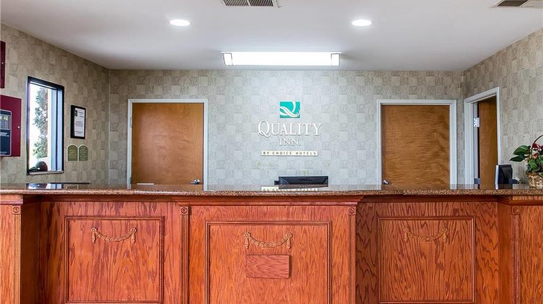 <b>Quality Inn Hanceville Lobby</b>. Images powered by <a href="https://iceportal.shijigroup.com/" title="IcePortal" target="_blank">IcePortal</a>.