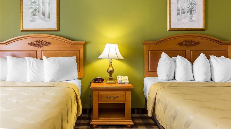 <b>Quality Inn Hanceville Room</b>. Images powered by <a href="https://iceportal.shijigroup.com/" title="IcePortal" target="_blank">IcePortal</a>.