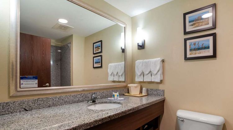 Comfort Suites Room