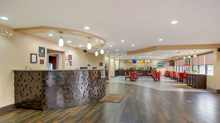 Comfort Suites Lobby