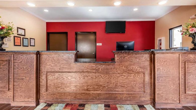 <b>Econo Lodge Boaz Lobby</b>. Images powered by <a href="https://iceportal.shijigroup.com/" title="IcePortal" target="_blank">IcePortal</a>.