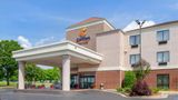 <b>Comfort Suites Exterior</b>. Images powered by <a href="https://iceportal.shijigroup.com/" title="IcePortal" target="_blank">IcePortal</a>.
