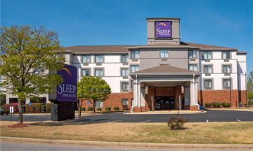 Sleep Inn & Suites