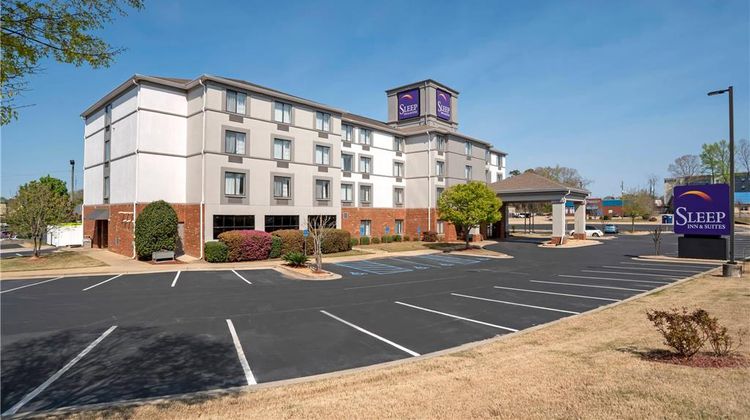 Sleep Inn & Suites Exterior