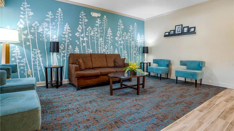 Sleep Inn & Suites Lobby