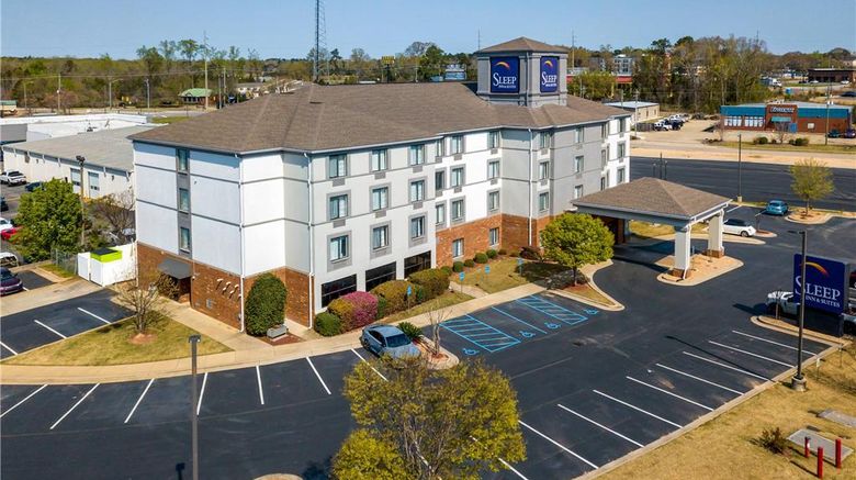 <b>Sleep Inn & Suites Exterior</b>. Images powered by <a href="https://iceportal.shijigroup.com/" title="IcePortal" target="_blank">IcePortal</a>.