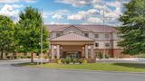 <b>Comfort Suites Exterior</b>. Images powered by <a href="https://iceportal.shijigroup.com/" title="IcePortal" target="_blank">IcePortal</a>.
