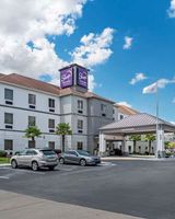 Sleep Inn & Suites