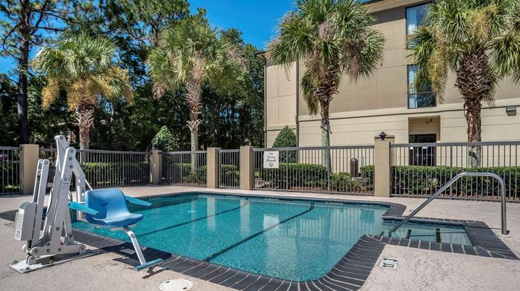 Comfort Suites Pool