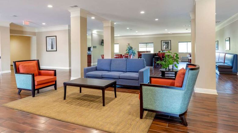 <b>Comfort Inn Huntsville Research Park Lobby</b>. Images powered by <a href="https://iceportal.shijigroup.com/" title="IcePortal" target="_blank">IcePortal</a>.