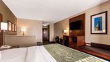 <b>Comfort Suites Room</b>. Images powered by <a href="https://iceportal.shijigroup.com/" title="IcePortal" target="_blank">IcePortal</a>.