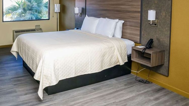 Rodeway Inn Phenix City - Columbus Room