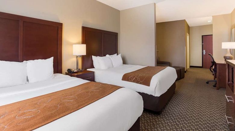 <b>Comfort Suites Saraland - North Mobile Suite</b>. Images powered by <a href="https://iceportal.shijigroup.com/" title="IcePortal" target="_blank">IcePortal</a>.