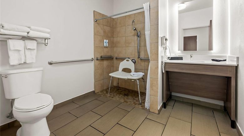 <b>Comfort Suites Room</b>. Images powered by <a href="https://iceportal.shijigroup.com/" title="IcePortal" target="_blank">IcePortal</a>.
