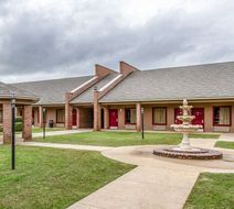 Econo Lodge Inn & Suites Enterprise Exterior
