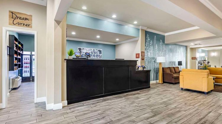 Sleep Inn & Suites Huntsville Lobby