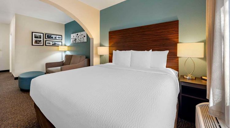 Sleep Inn & Suites Huntsville Suite