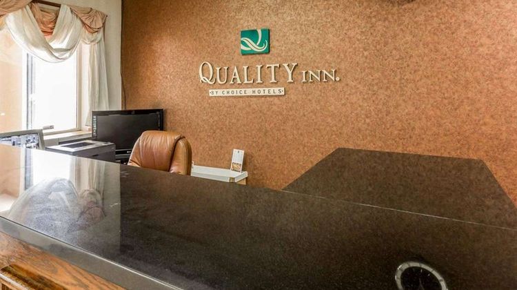 Quality Inn Lobby