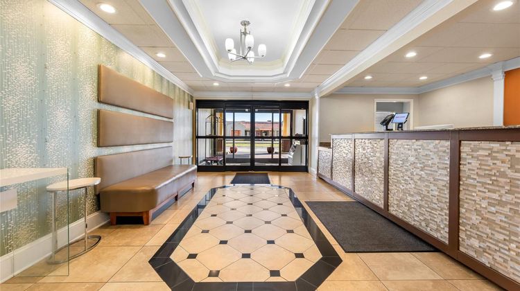 Quality Inn Alexander City Lobby