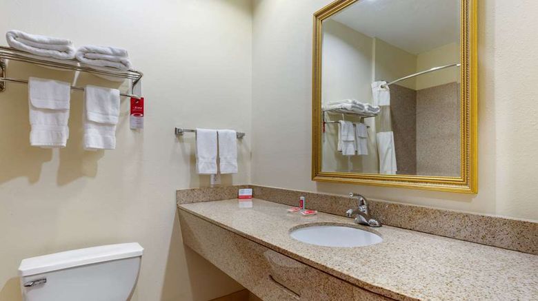 <b>Econo Lodge Eutaw Room</b>. Images powered by <a href="https://iceportal.shijigroup.com/" title="IcePortal" target="_blank">IcePortal</a>.
