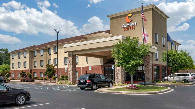 <b>Comfort Suites Pell City Exterior</b>. Images powered by <a href="https://iceportal.shijigroup.com/" title="IcePortal" target="_blank">IcePortal</a>.