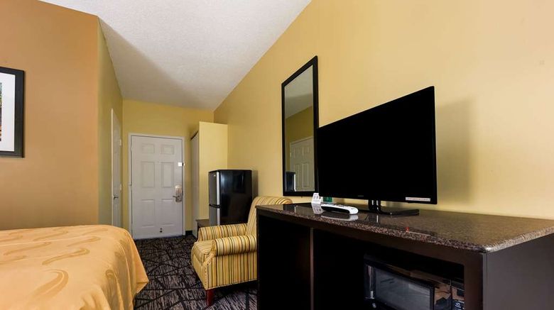 <b>Quality Inn Fort Payne Room</b>. Images powered by <a href="https://iceportal.shijigroup.com/" title="IcePortal" target="_blank">IcePortal</a>.
