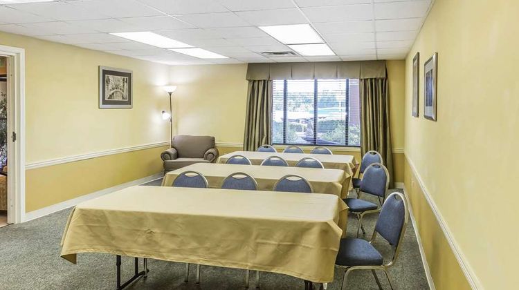 Quality Inn Meeting
