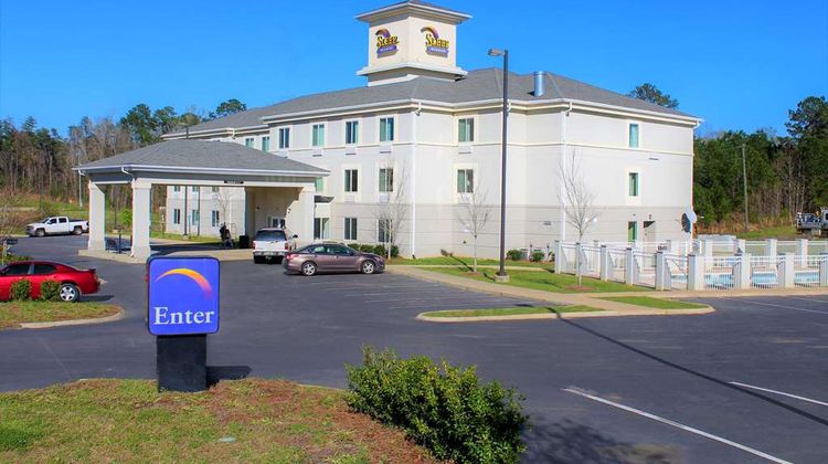 Sleep Inn and Suites Evergreen I-65 Exterior