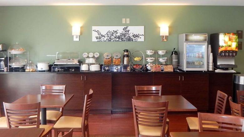 <b>Sleep Inn and Suites Evergreen I-65 Restaurant</b>. Images powered by <a href="https://iceportal.shijigroup.com/" title="IcePortal" target="_blank">IcePortal</a>.