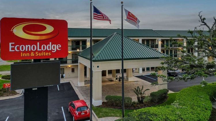 Econo Lodge Exterior