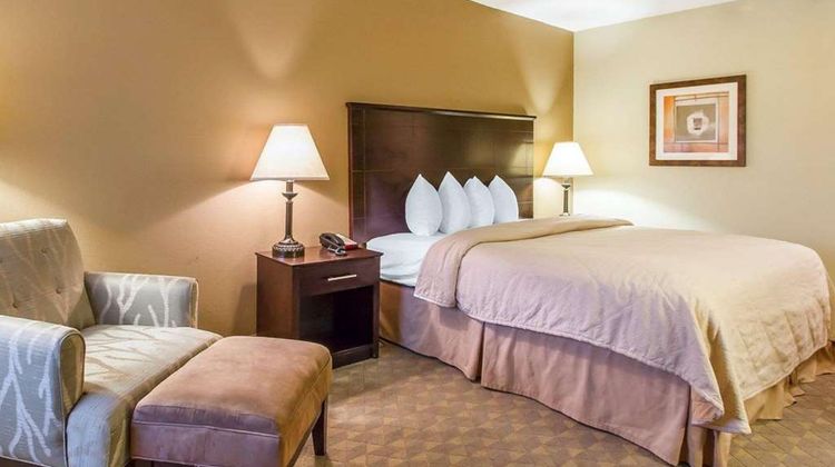 Quality Inn & Suites Room