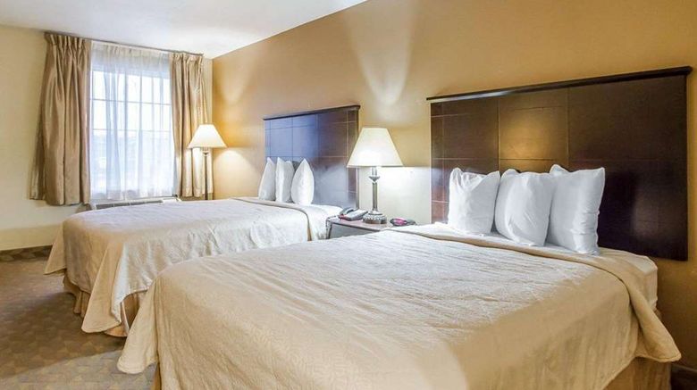 <b>Quality Inn & Suites Room</b>. Images powered by <a href="https://iceportal.shijigroup.com/" title="IcePortal" target="_blank">IcePortal</a>.