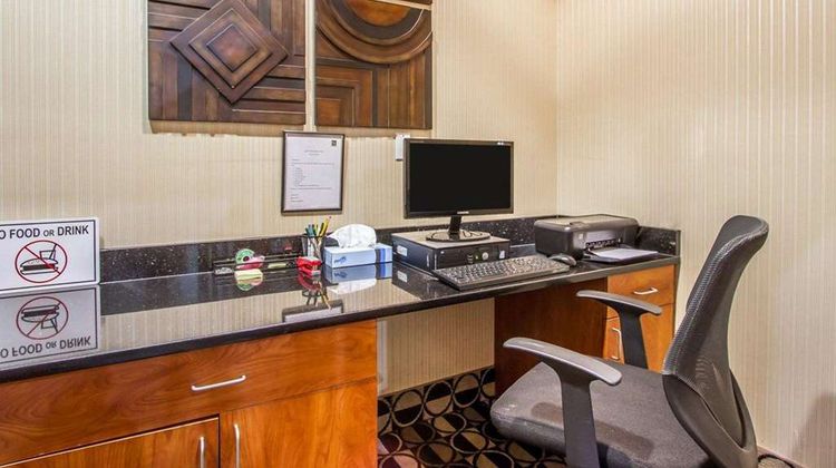 Quality Inn & Suites Other